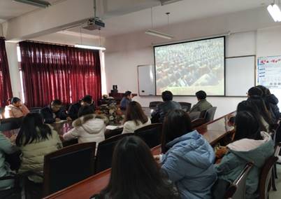说明: C:\Users\联想\Desktop\美高梅MGM电子娱乐游集中收看改革开放40周年大会1.jpg